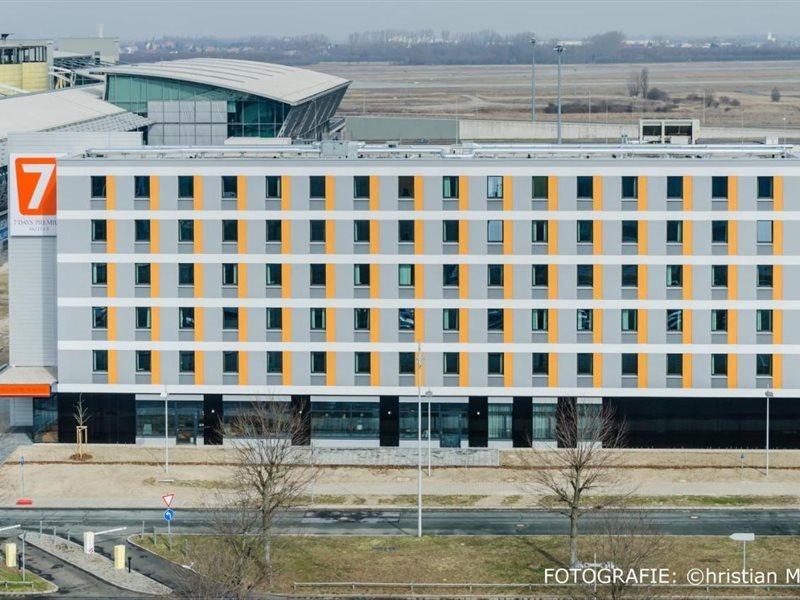 Campanile Leipzig Halle Airport Schkeuditz Exterior photo